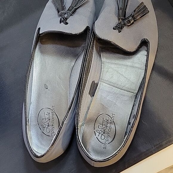 LIFETRIDE SIMPLY SUEDE TASSEL EMBELLISHMENTS POINTED TOE WOMEN"S FLAT - Picture 14 of 15